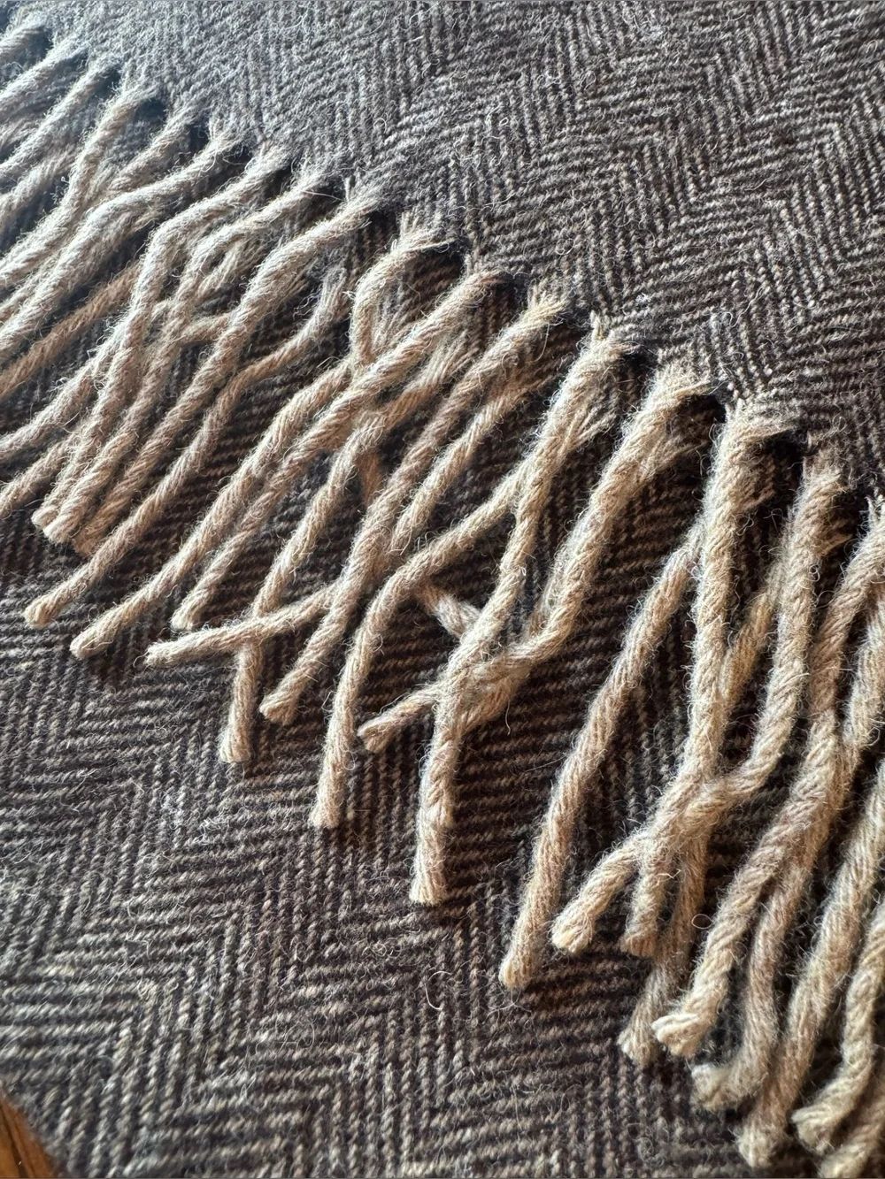 Amicale Camel Hair Scarf Herringbone Brown Men’s Unisex Dark Fringe Made In USA